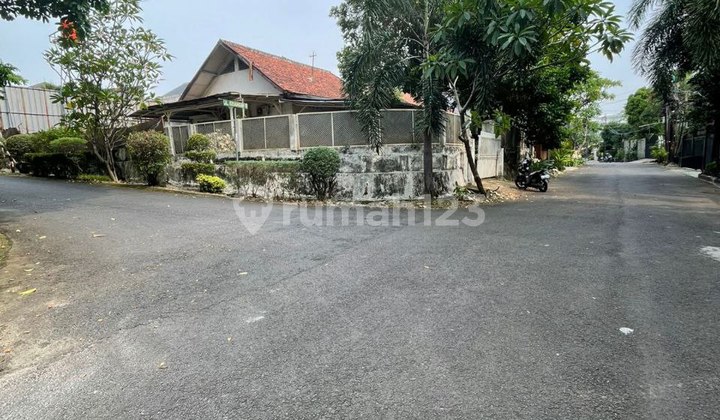 Hook House Cilandak South Jakarta Land 430m² Cheap