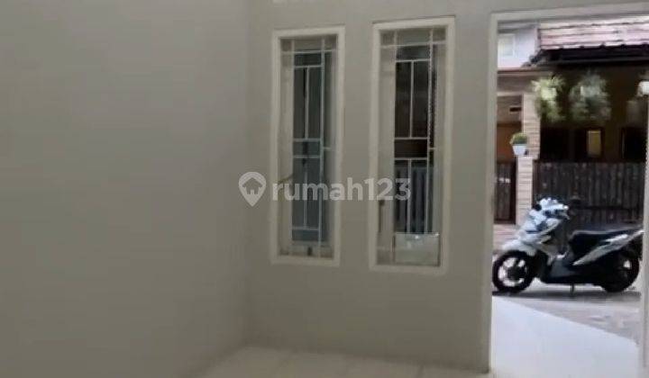 Rumah jual cepat dan murah  di teras mampang depok jawa barat 1