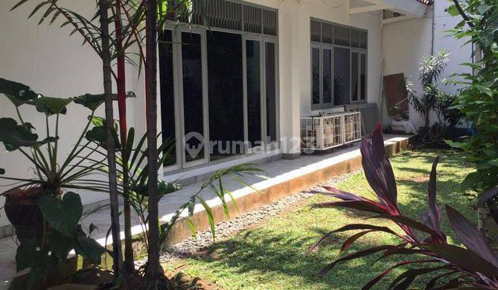 Rumah Murah dan Bagus lokasi di Patra Kuningan Jakarta Selatan 1