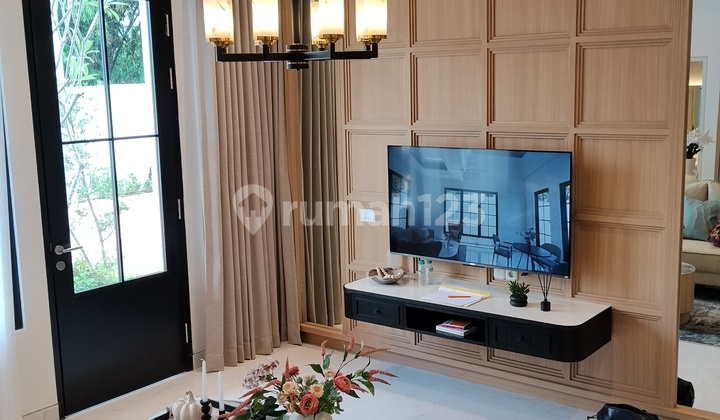 Rumah Baru 2 Lantai Attic Dian Istana, Wiyung, Surabaya Barat. Dekat Graha Famili - Pakuwon Indah - Bukit Darmo Golf - Royal Residence - Citraland, Dll. 2