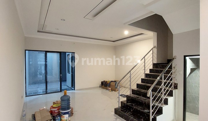 Rumah Baru 2 Lantai Manyar Kerta Adi / Manyar Kertoadi, Surabaya Timur. Dekat Raya Kertajaya Indah - Merr - Dharmahusada Indah - Manyar Kertoarjo - Galaxy Mall - Galaxi Bumi Permai / Araya Tahap 1 - Puri Galaxy - Kampus Its - Pakuwon City, Dll. 2