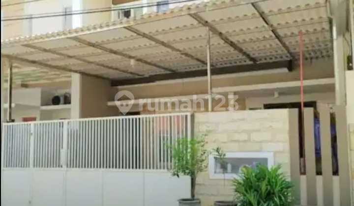 Rumah 2 Lantai Siap Huni Manyar Tirtoasri, Surabaya Timur. Dekat Raya Manyar Kertoarjo - Kertajaya Indah - Dharmahusada Indah - Menur - Klampis Jaya - Merr - Ngagel Jaya - Arief Rahman Hakim, Dll.