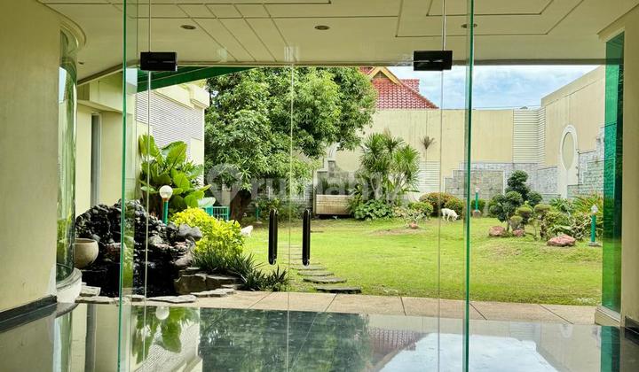 Luxurious 2-Story House on Raya Kertajaya Indah, East Surabaya. Commercial Area, House Condition Ready to Occupy. Close to Raya Merr Dharmahusada Indah - Galaxy Mall - Manyar Kertoarjo - ITS Campus - Pakuwon City - Araya 1 / Araya I, etc. 1