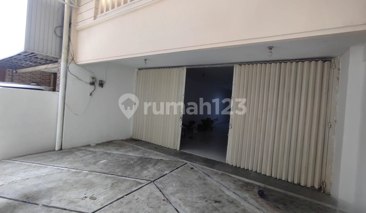 2-Storey Shop House in Raya Mulyosari, East Surabaya. Newly Renovated. Near Pakuwon City, Babatan Pantai, Sutorejo, ITS Campus, Dharmahusada Indah, Kertajaya Indah, etc. 2