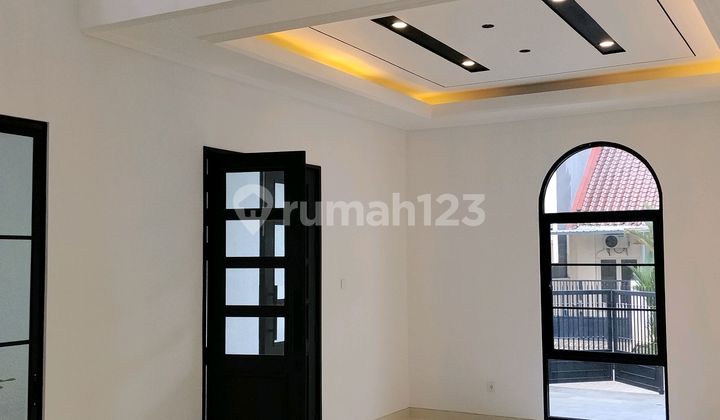 Rumah Baru 2 Lantai Purimas Regency, Gunung Anyar, Surabaya Timur. Dekat Raya Merr - Rungkut Madya - Tol Waru Juanda - Pondok Tjandra - Kampus Upn - Rungkut Industri, Dll. 2