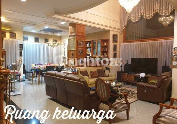 Rumah Mewah 2 Lantai Galaxi Bumi Permai ( Araya 1 ), Surabaya Timur. Dekat Raya Merr Dharmahusada Indah - Kertajaya Indah - Arief Rahman Hakim - Galaxy Mall - Kampus Its | Hang Tuah - Puri Galaxy - Pakuwon City, Dll. 2