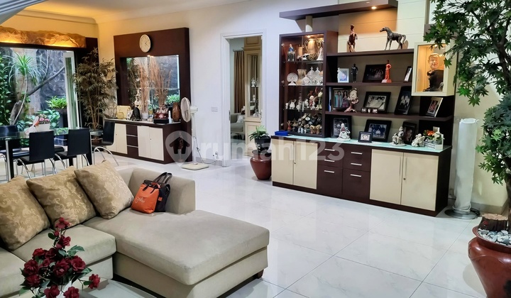 Rumah Mewah 2 Lantai Perumahan Regency 21, Surabaya Timur. Dekat Araya 1 / Araya I - Kampus Its | Hang Tuah - Raya Arief Rahman Hakim - Kertajaya Indah - Pakuwon City - Galaxy Mall - Dll.