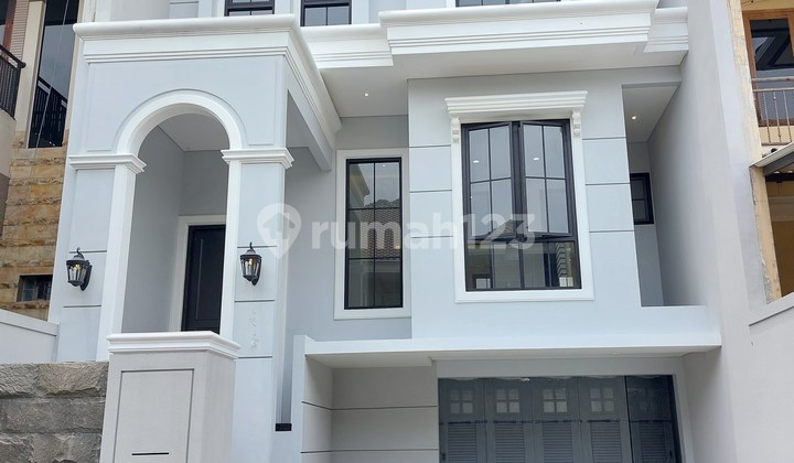 Rumah Baru 3 Lantai Graha Famili Surabaya