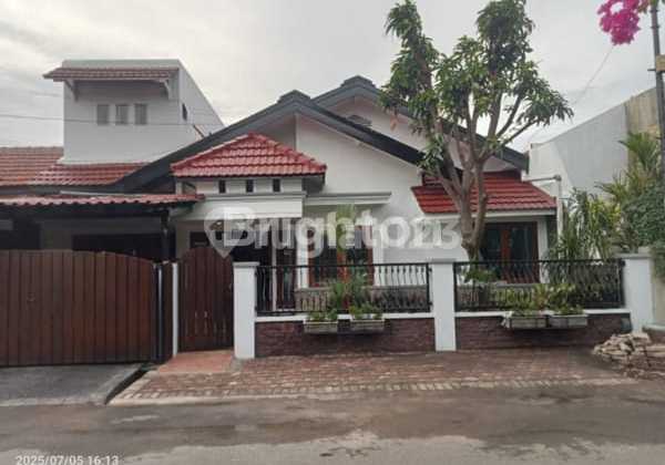 Rumah 1,5 Lantai Siap Huni Pondok Nirwana - Baruk Utara, Merr Rungkut, Surabaya Timur. Akses Raya Merr Seberang Super Indo Supermarket, Dekat Komersial Area (Cafe Excelso Merr, Bank, Restoran, Dll), Dekat Kampus Ubaya - Raya Panjang Jiwo - Kalirungkut - T