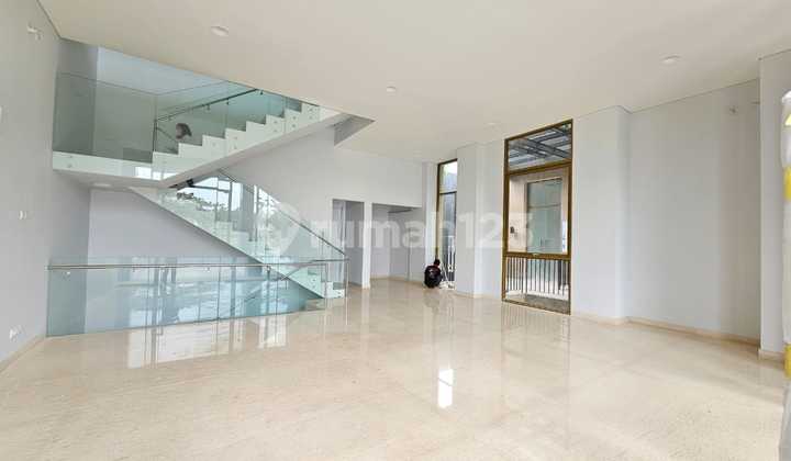 Disewakan Foresta Bussines Loft 4 Lantai Plus Basement di Pusat Bisnis Bsd