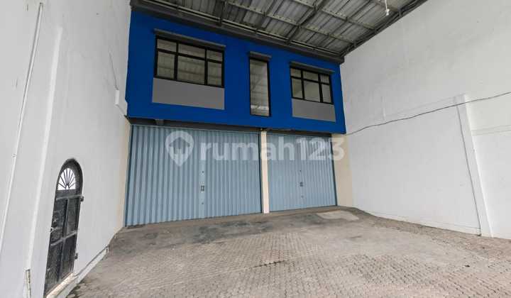 Disewakan Gudang Dan Bangunan Bisa di Pergunakan Sebagai Office, Mess Karyawan, Sekaligus Showroom, Terdiri Dari2 Bangunan Gandeng, Bisa di Jebol,room, Di Jalan Raya Pabuaran Victor Bsd Taman Tekno. 