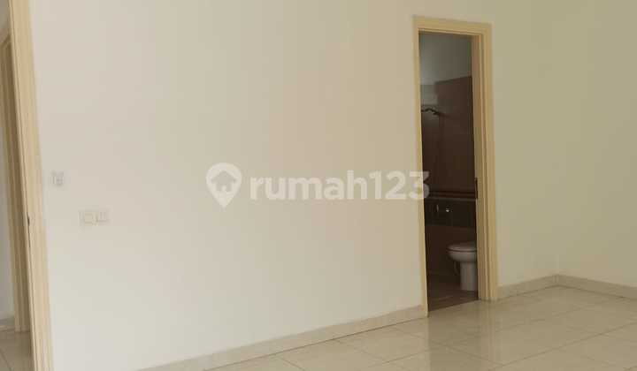 For Rent: Jade cluster house in Pondok Hijau Golf Gading Serpong, semi-furnished, 2-story, ready to occupy. 2