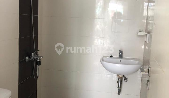 Disewakan rumah 2 lantai cluster Faraday gading serpong unfurnish unit rapi dan terawat harga ekonomis 2