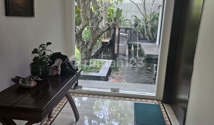 Disewakan cepat rumah mewah lancewood hook 3 lantai ada kolam ikan rapi terawat harga bersahabat 2