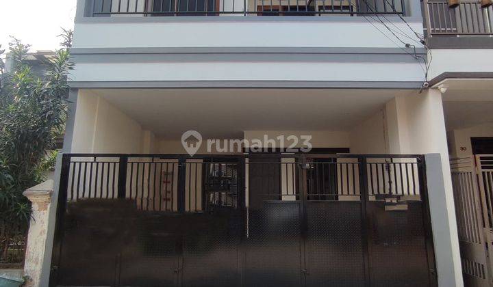 Dijual Cepat Rumah 2 Lantai Baru Renovasi Rapi Siap Huni Cluster Catalina Gading Serpong 1