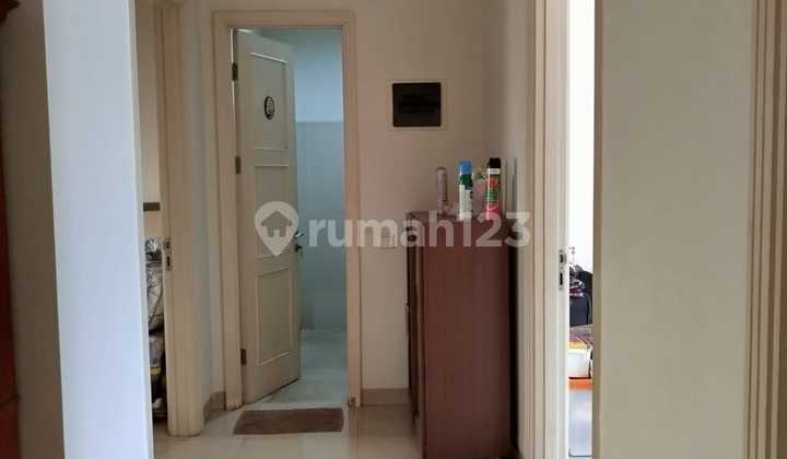 For rent: 2-story house in Pascal cluster, Summarecon Serpong, type 12 wide, semi-furnished, neat, ready to occupy.