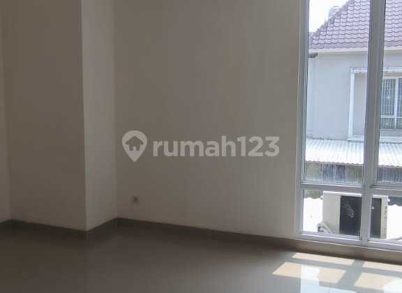 Disewakan rumah tipe 8 cluster Latigo gading serpong terenovasi hook semi furnish rapi siap huni 2