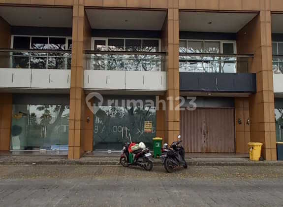 For quick rent, Ruko Icon Business Park in BSD City, near Atmajaya University, Aeon Mall, and the Intermodal Market, a highly strategic location. For quick rent, Ruko Icon Business Park in BSD City, near Atmajaya University, Aeon Mall, and the Intermodal Market, a highly strategic location.