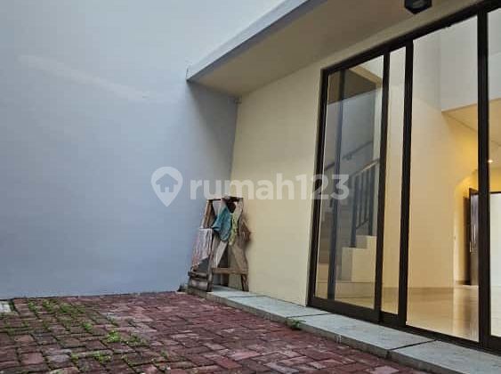 For Rent: 2-Story Semi-Furnished House in Prestigia Cluster, Strategic Location Near ICE BSD and Prasetya Mulya University, Neat Building Ready to Occupy For Rent: 2-Story Semi-Furnished House in Prestigia Cluster, Strategic Location Near ICE BSD and Prasetya Mulya University, Neat Building Ready to Occupy