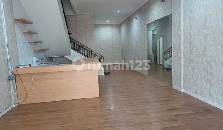 Disewakan Ruko Graha Boulevard Gading Serpong Lokasi Hadap Dalam Cocok Buat Kantor