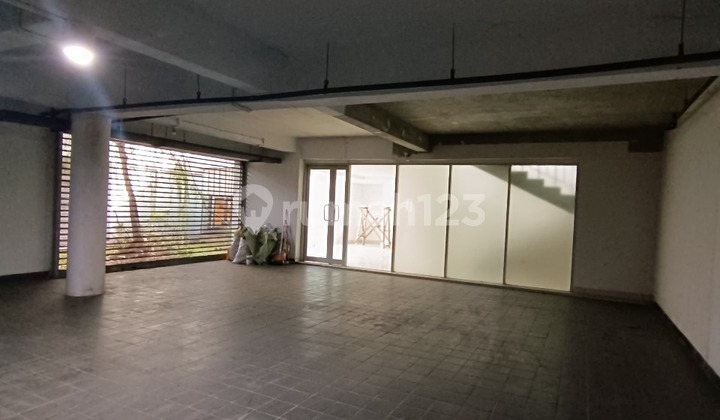 For rent fast Foresta Business Loft building in BSD City, close to AEON Mall, temporary exhibition, and ICE. 2