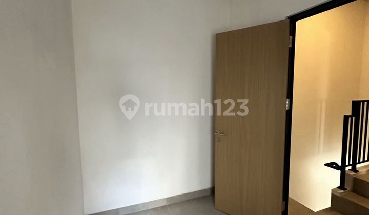 Disewakan dan dijual rumah cluster yuthica BSD city lokasi strategis siap huni 2
