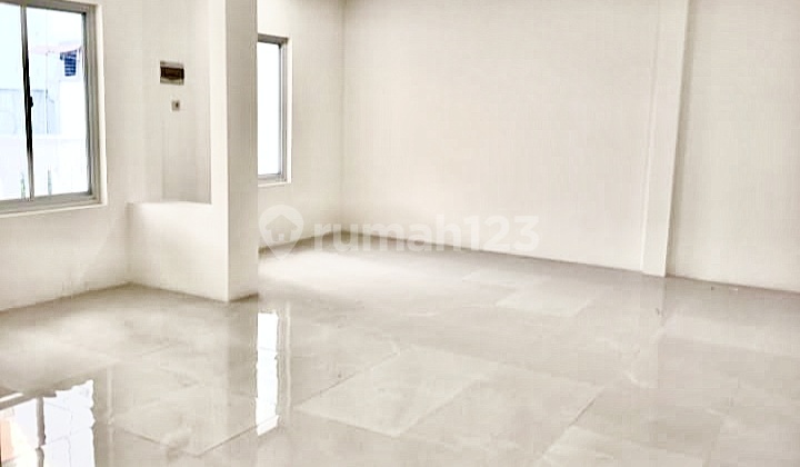 Rumah Full Baja! Cluster, Baru Renov, 5 KT Serpong Utara, Siap Transaksi.