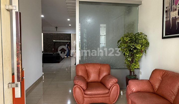 Rumah Semi Furnished Puri Media Dekat Pusat Perbelanjaan