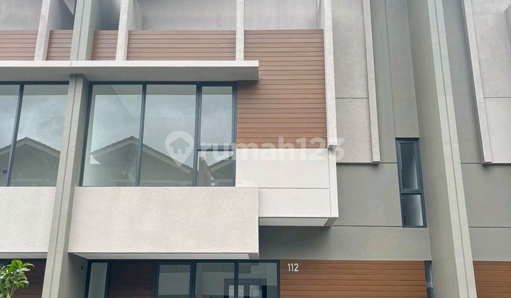 House in Summarecon Tangerang House in Summarecon Tangerang