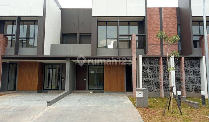 Rumah baru siap huni di suvarna sutra cikupa  1