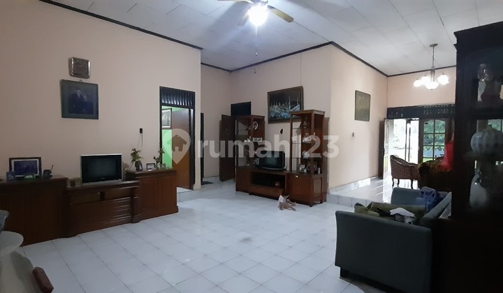 House on Curug Tangerang Main Road 2