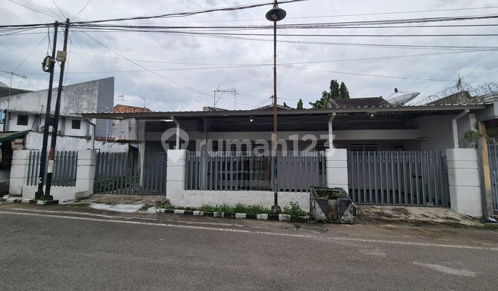 Affordable House in City Center, 254 M2 Area, Burung Burung 2
