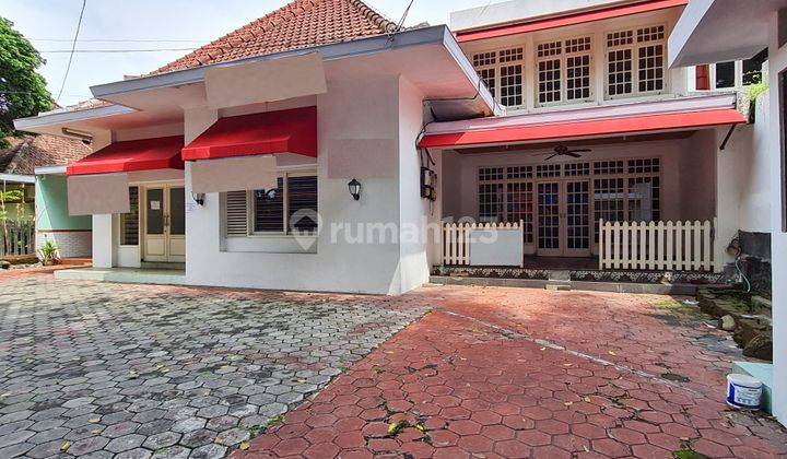 Rumah Kolonial Strategis 200 Meter Dari Jalan Kawi 2