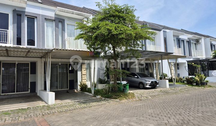 Rumah 2 Lantai Modern Minimalis Lokasi Elite Green Orchid Suhat