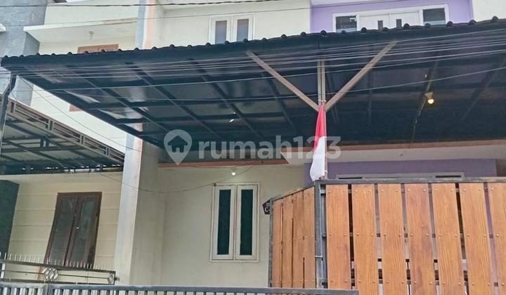 Rumah Kost Murah 8 Kamar Area Jl Tata Surya Dinoyo Dekat Kampus