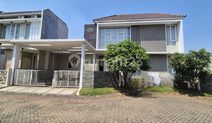 Nice 2-Story Modern Minimalist House in Villa Puncak Tidar 2