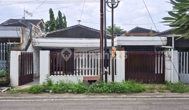 Affordable Large 226 M2 House in Burung Burung Area Near Soepraon Hospital 2
