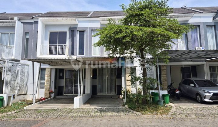 Modern Minimalist 2-Storey House Located at Elite Green Orchid Suhat 2