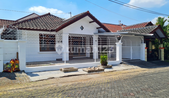 Price Drop! Affordable House in Araya Blimbing Housing, Area 264 M2 2