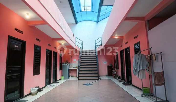 Cheap Boarding House with 18 Rooms in Semanggi Dewandaru Suhat Area 2