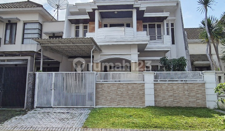 Beautiful 2-Story House Ready to Occupy in Elite Araya Golf Malang Area 2