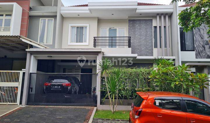 Rumah Bagus 2 Lantai Kawasan Elite Araya Nieuw Indie Malang 2