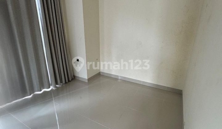 Beautiful House in Gading Serpong Ready to Live In, Only Used for 2 Months 2