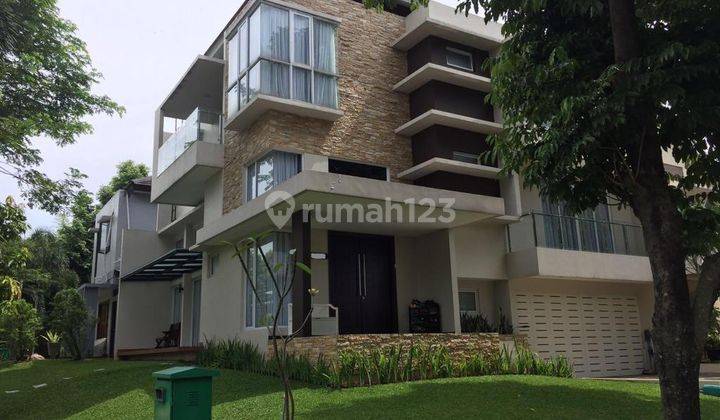 Rumah siap huni - bangunan modern De Latinos BSD Centro Havana dekat tol 1