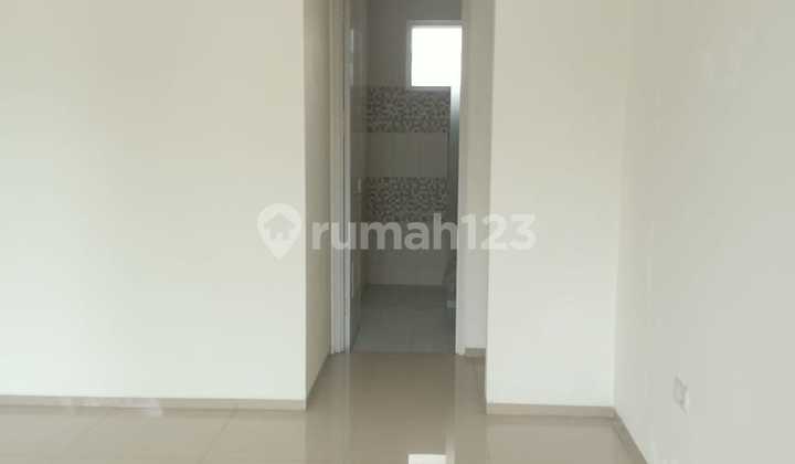 Dijual rumah bangunan mandiri Sutera Jelita Alam Sutera 2