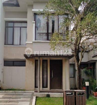 Dijual rumah furnish siap huni di Cluster Illustria the Eminent BSD - Selatan 1