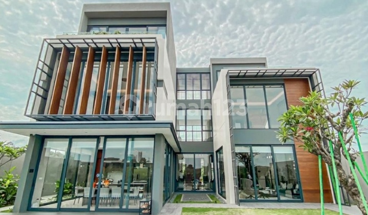 For sale Laurel type 12 house at Nava Park BSD - rare opportunity. For sale Laurel type 12 house at Nava Park BSD - rare opportunity.