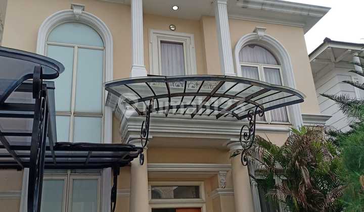 Dijual rumah di Les Belles Maisons - jantung kota Tangsel Dijual rumah di Les Belles Maisons - jantung kota Tangsel