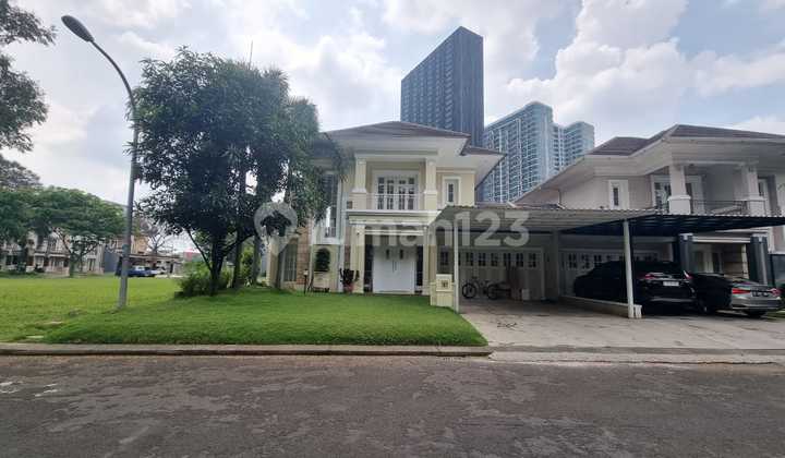 Dijual rumah siap huni Alam Sutera Olivia depan taman