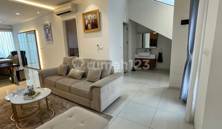 Dijual rumah full furnish rapi sekali di Alam Sutera Orlanda 2